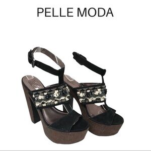Pelle moda sz 6.5 black beaded platform sandals